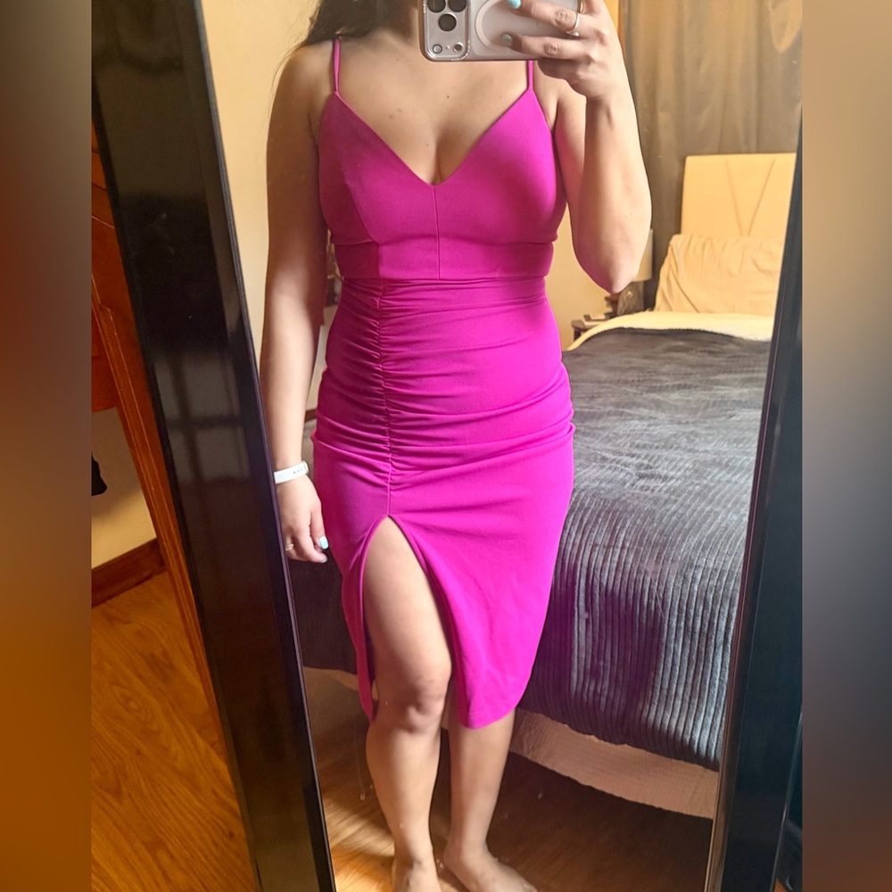 Elegant Pink Sleeveless Dress